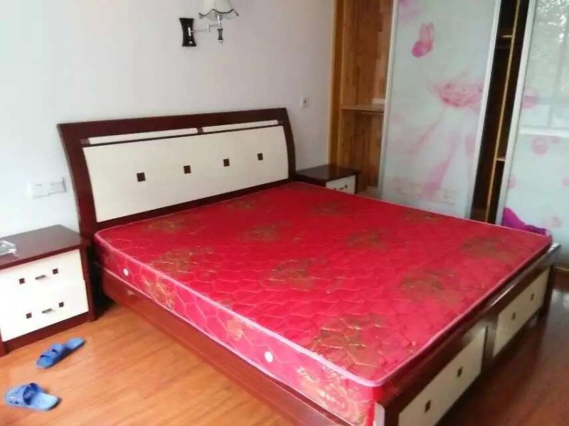 維多利亞一期一樓,116平米3100