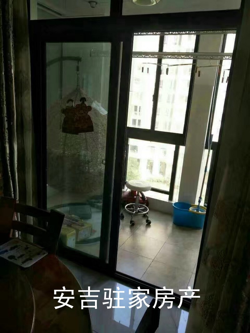 萬邦沁河灣