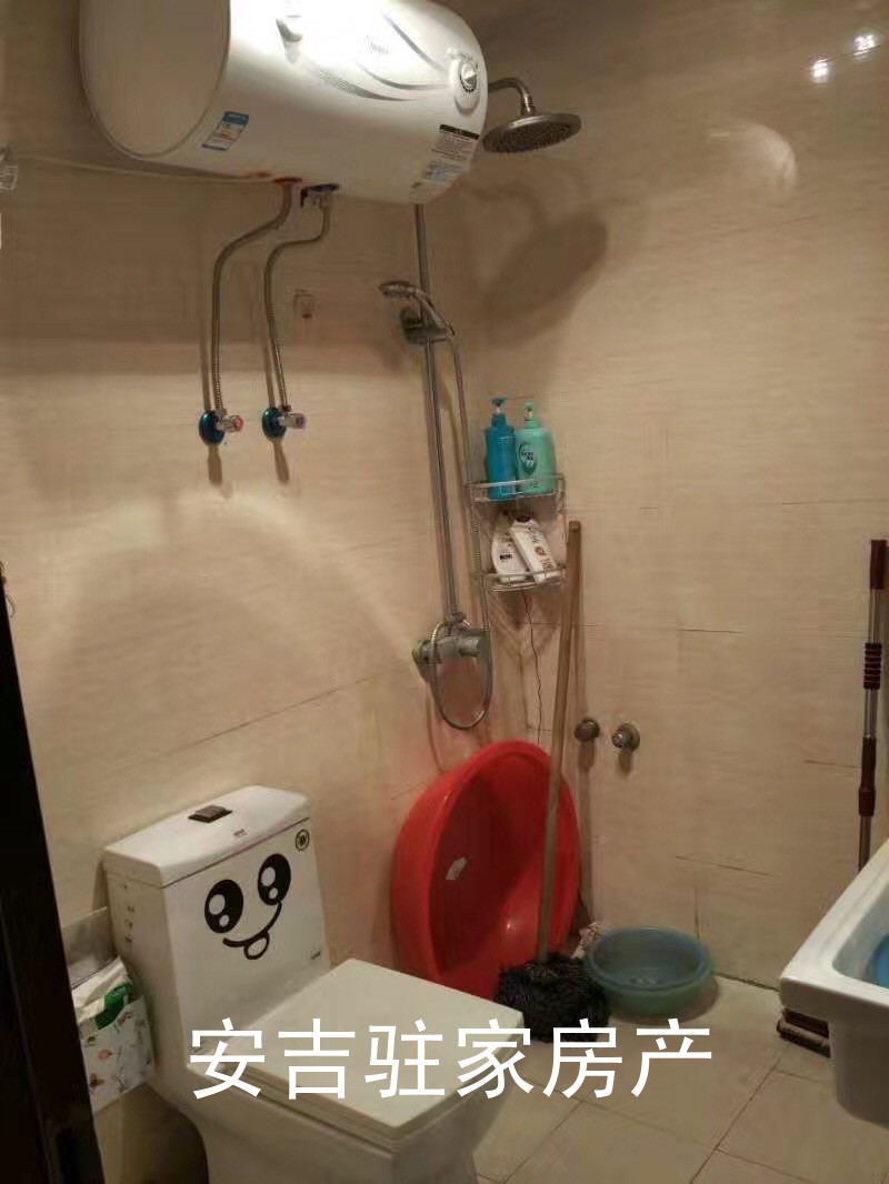 安吉茶葉市場竹葉城小區(qū)房出租
