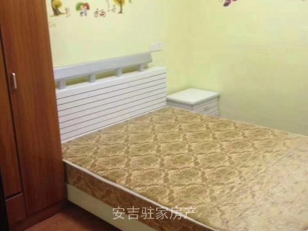 市區(qū)中心位置高檔小區(qū)單身公寓出租帶價格實惠