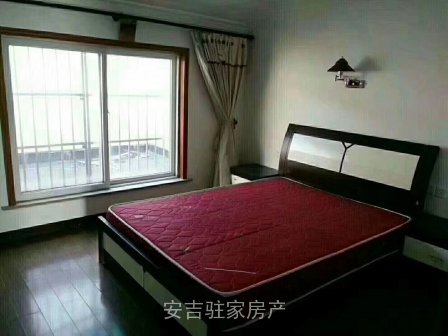 實惠的來啦好位置步行街實用面積110三室精致裝修哦只賣48萬