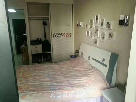 高檔小區(qū)！君悅國際單身公寓裝修非常好布置非常溫馨只要1800
