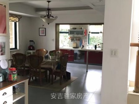 鳳棲花園西區(qū)獨(dú)棟別墅豪華裝修實(shí)用面積606平方只賣628萬！