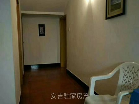 通凌路3室2廳2衛(wèi)精裝修拎包入住實(shí)用面積140多方只售85萬！