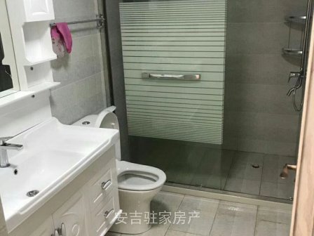沒時(shí)間裝修的看過來！竹海御景電梯房11樓全新豪華裝修只要133萬！