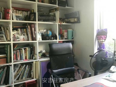 山水華庭多層二樓140方豪華裝修帶儲藏室?guī)к噹熘灰?60萬
