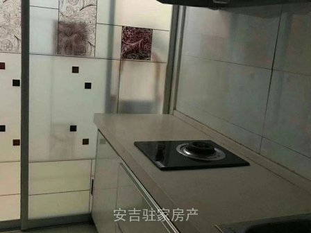 嘉華苑40平單身公寓，精裝拎包入住，房東自住，40方朝南只賣43萬一口價。