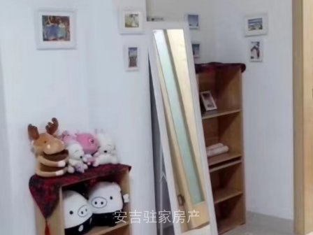 萬邦沁河灣單身公寓精裝朝南2000每月